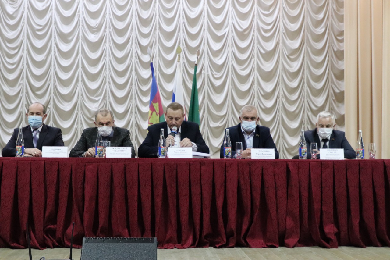 25 марта в Старомышастовском сельском поселении состоялась открытая сессия Совета поселения.