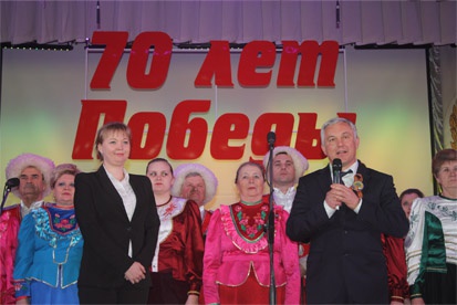 Звучали песни, опаленные войной…