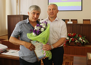 Ко Дню работников торговли лучших отметили наградами