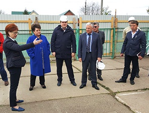 Министр образования Кубани посетила Динской район