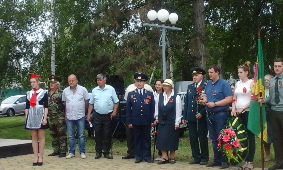 В Краснодарском крае начались автопробеги по местам боевой славы, посвященные 72-й годовщине Победы советского народа в Великой Отечественной войне.